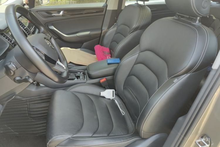 Used Skoda Kodiaq 2019 Facelifted TSI330 5-Seater Two-Wheel-Drive Luxury Enjoyment Edition China VI Standard Left Front Seat