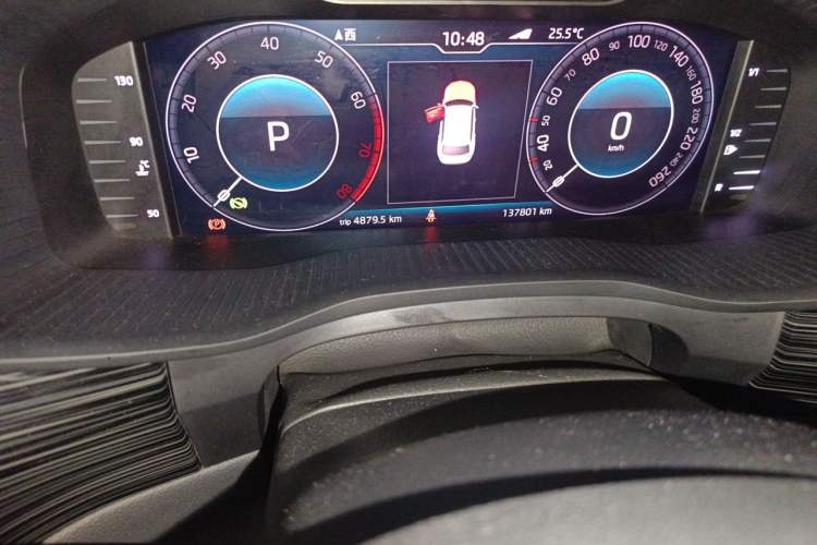 Used Skoda Kodiaq 2019 Facelifted TSI330 7-Seater Two-Wheel-Drive Deluxe Enjoyment Version China V Emission Standard Odometer Close Up