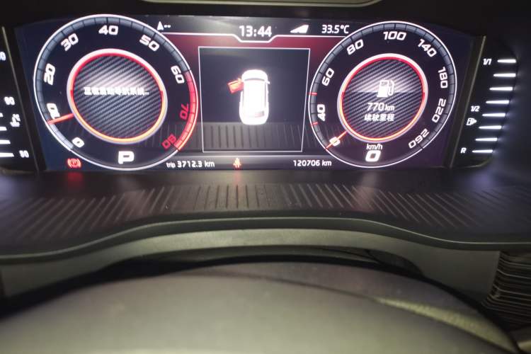 Used Skoda Kodiaq 2019 TSI330 5-Seat Two-Wheel Drive Luxury Enjoyment Edition China V Standard Odometer Close Up