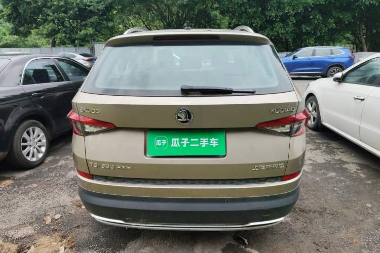 Used Skoda Kodiaq 2019 TSI380 7-Seater Four-Wheel-Drive Flagship Model China V Standard Rear