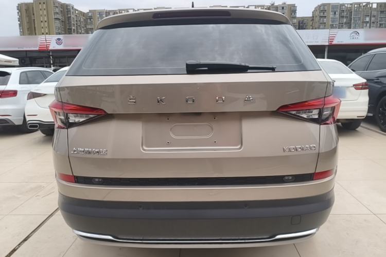 Used Skoda Kodiaq 2019 Facelifted TSI330 7-Seater Two-Wheel-Drive Luxury Enjoyment Edition China VI Standard Rear