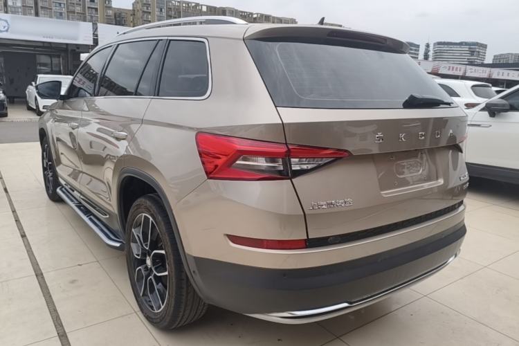 Used Skoda Kodiaq 2019 Facelifted TSI330 7-Seater Two-Wheel-Drive Luxury Enjoyment Edition China VI Standard Rear Left 45 Deg