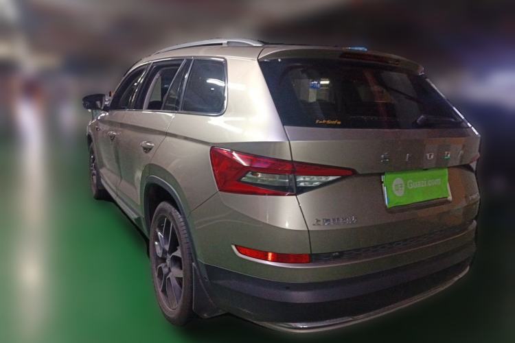 Used Skoda Kodiaq 2019 Facelifted TSI330 7-Seater Two-Wheel-Drive Deluxe Enjoyment Version China V Emission Standard Rear Left 45 Deg