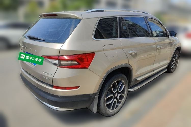 Used Skoda Kodiaq 2019 Facelifted TSI330 5-Seater Two-Wheel-Drive Luxury Enjoyment Edition China VI Standard Rear Right 45 Deg