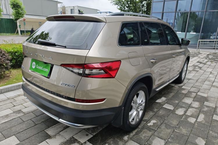 Used Skoda Kodiaq 2019 Facelifted TSI330 5-Seater Two-Wheel-Drive Luxury Enjoyment Edition China VI Standard Rear Right 45 Deg