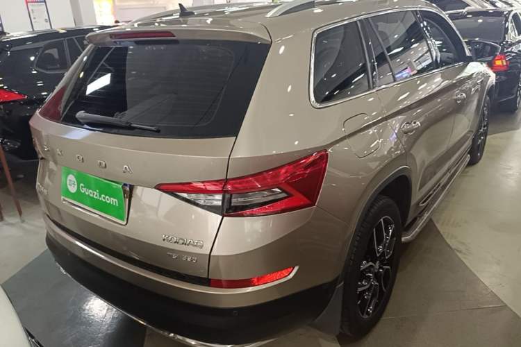 Used Skoda Kodiaq 2019 Facelifted TSI330 5-Seater Two-Wheel-Drive Luxury Enjoyment Edition China VI Standard Rear Right 45 Deg
