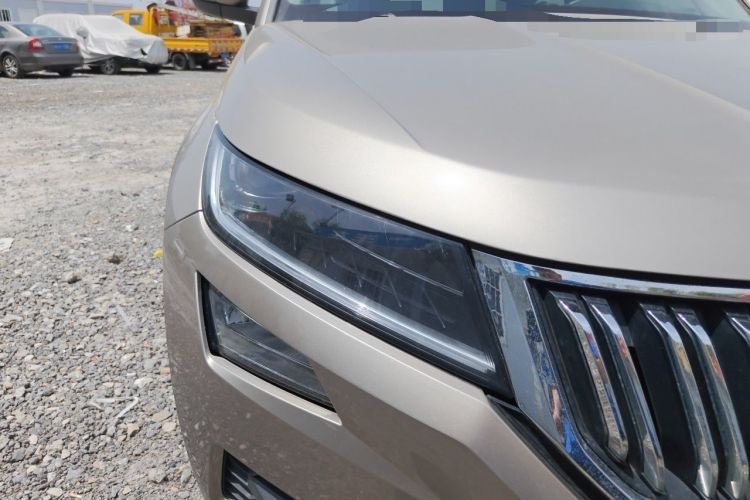 Used Skoda Kodiaq 2019 TSI330 5-Seat Two-Wheel Drive Luxury Enjoyment Edition China V Standard Right Front Headlight