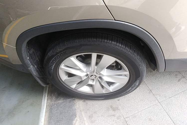 Used Skoda Kodiaq 2019 Facelifted TSI330 5-Seater Two-Wheel-Drive Luxury Enjoyment Edition China VI Standard Right Rear Wheel Hub