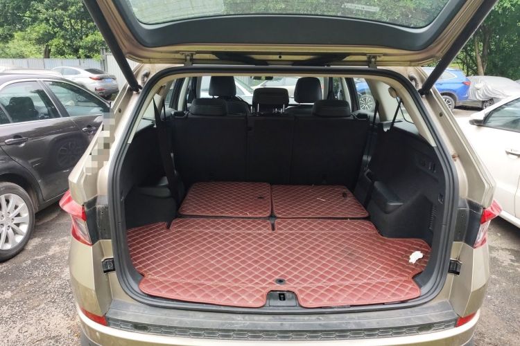 Used Skoda Kodiaq 2019 TSI380 7-Seater Four-Wheel-Drive Flagship Model China V Standard Trunk