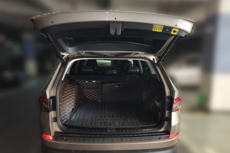 Used Skoda Kodiaq 2019 TSI330 5-Seat Two-Wheel Drive Luxury Enjoyment Edition China V Standard Trunk