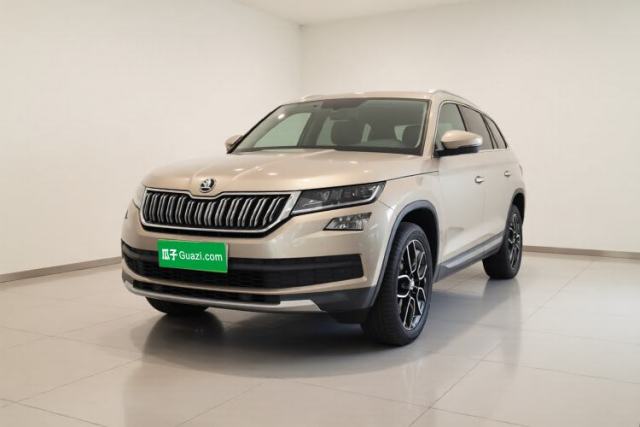 Ojetý Skoda Kodiaq 2019 Facelifted TSI330 7-Seater Two-Wheel-Drive Luxury Enjoyment Edition China VI Standard