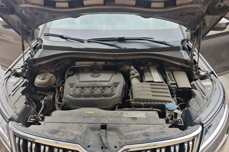 Used Skoda Kodiaq 2019 TSI330 7-Seater Two-Wheel-Drive Comfort Edition China V Standard Engine Bay