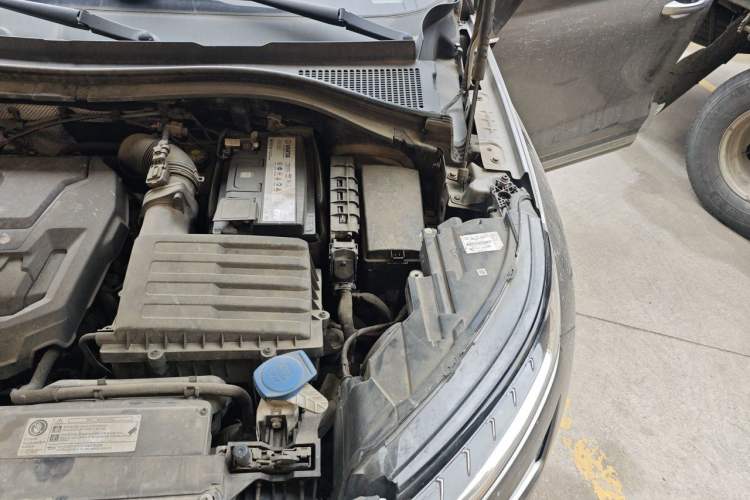 Used Skoda Kodiaq 2019 TSI330 7-Seater Two-Wheel-Drive Comfort Edition China V Standard Engine Bay Left
