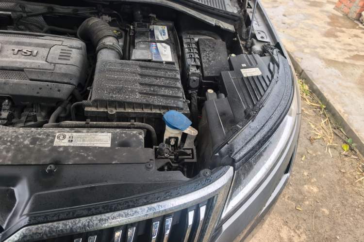 Used Skoda Kodiaq 2019 TSI380 7-Seater Four-Wheel Drive Luxury Enjoyment Edition China V Standard Engine Bay Left