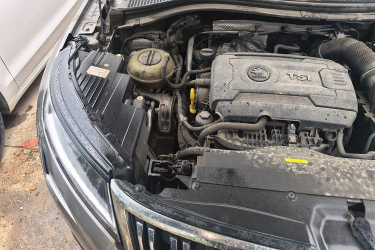 Used Skoda Kodiaq 2019 TSI380 7-Seater Four-Wheel Drive Luxury Enjoyment Edition China V Standard Engine Bay Right