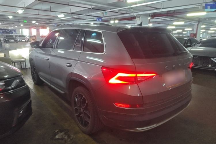 Used Skoda Kodiaq 2019 Facelifted TSI380 7-Seater All-Wheel-Drive Flagship Version China VI Standard Exterior 2