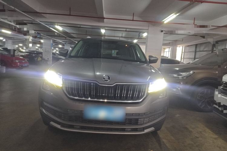 Used Skoda Kodiaq 2019 Facelifted TSI380 7-Seater All-Wheel-Drive Flagship Version China VI Standard Front