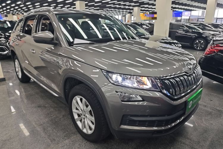 Used Skoda Kodiaq 2019 TSI330 7-Seater Two-Wheel-Drive Comfort Edition China V Standard Front Right 45 Deg