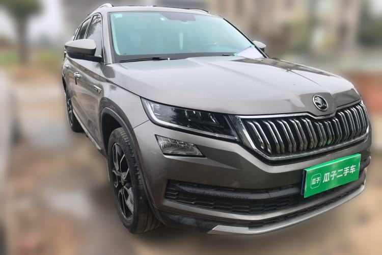 Used Skoda Kodiaq 2019 TSI380 7-Seater Four-Wheel Drive Luxury Enjoyment Edition China V Standard Front Right 45 Deg