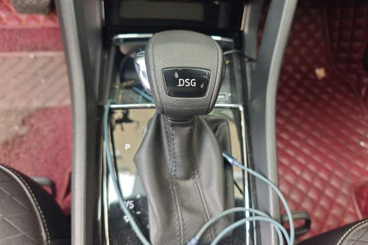 Used Skoda Kodiaq 2019 TSI330 7-Seater Two-Wheel-Drive Comfort Edition China V Standard Gear Lever