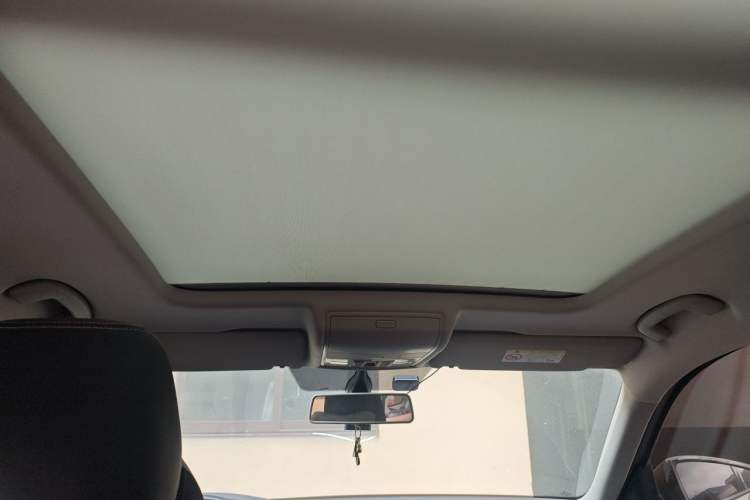 Used Skoda Kodiaq 2019 TSI330 7-Seater Two-Wheel-Drive Comfort Edition China V Standard Headliner