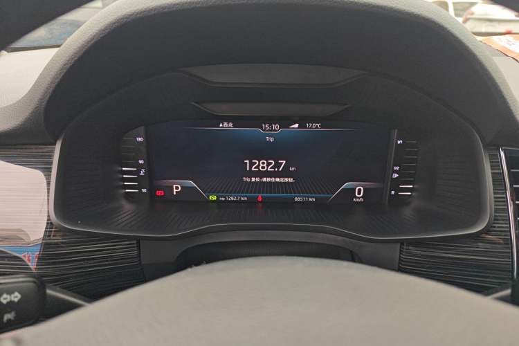Used Skoda Kodiaq 2019 Facelifted TSI330 7-Seater Two-Wheel-Drive Luxury Enjoyment Edition China VI Standard Instrument Cluster