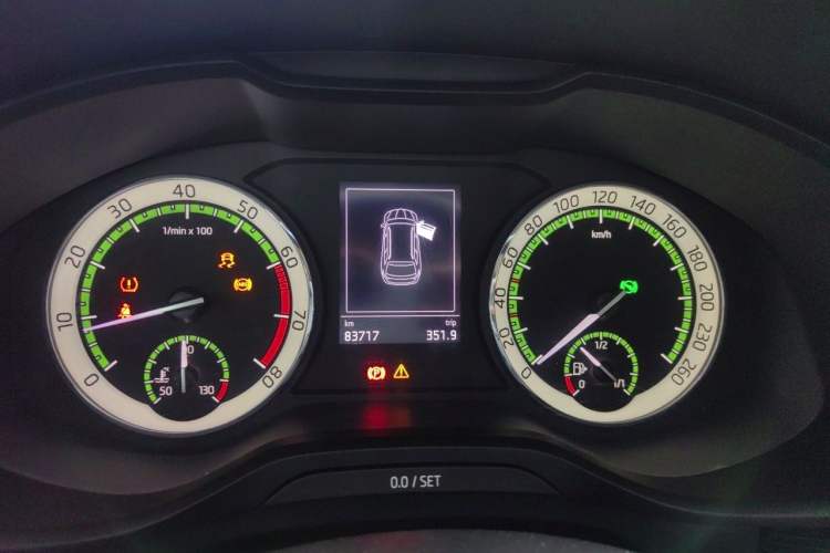 Used Skoda Kodiaq 2019 TSI330 5-Seat Two-Wheel Drive Luxury Enjoyment Edition China VI Standard Instrument Cluster