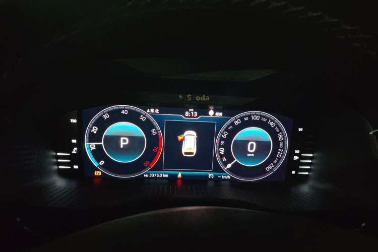 Used Skoda Kodiaq 2019 Facelifted TSI330 7-Seater Two-Wheel-Drive Luxury Enjoyment Edition China VI Standard Instrument Cluster