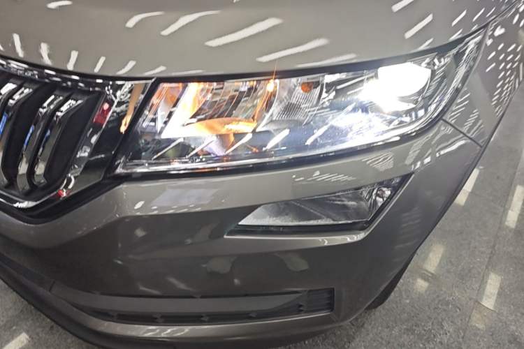 Used Skoda Kodiaq 2019 TSI330 7-Seater Two-Wheel-Drive Comfort Edition China V Standard Left Front Headlight