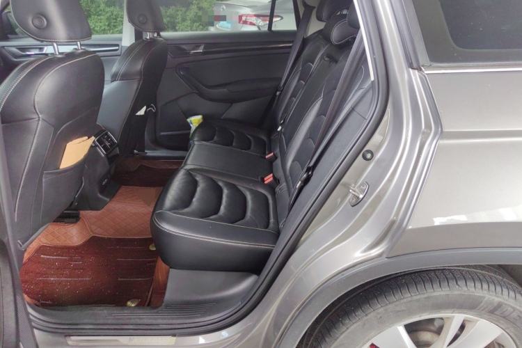 Used Skoda Kodiaq 2019 TSI330 5-Seat Two-Wheel Drive Luxury Enjoyment Edition China VI Standard Left Rear Seat