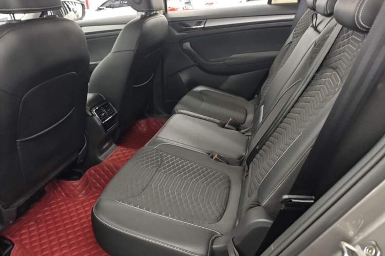 Used Skoda Kodiaq 2019 TSI330 7-Seater Two-Wheel-Drive Comfort Edition China V Standard Left Rear Seat