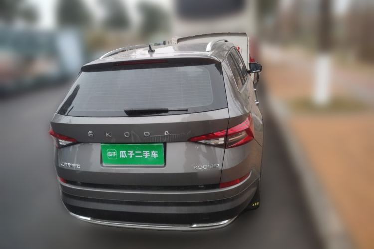 Used Skoda Kodiaq 2019 Facelifted TSI330 7-Seater Two-Wheel-Drive Luxury Enjoyment Edition China VI Standard Rear