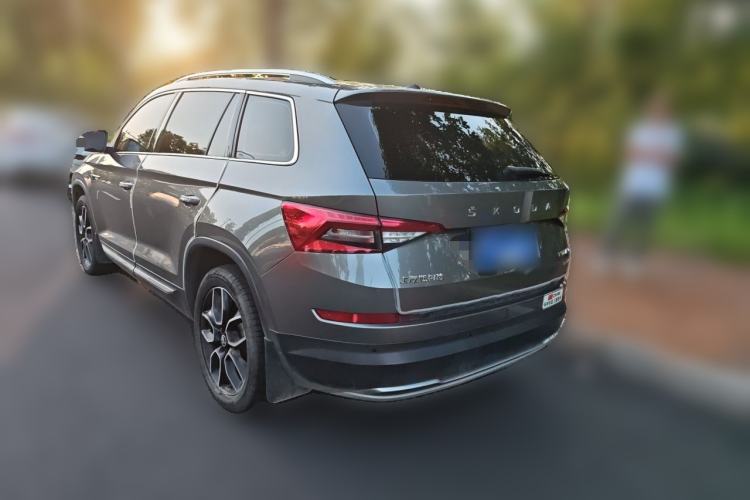 Used Skoda Kodiaq 2019 Facelifted TSI330 7-Seater Two-Wheel-Drive Luxury Enjoyment Edition China VI Standard Rear Left 45 Deg