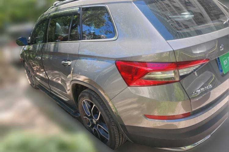 Used Skoda Kodiaq 2019 Facelifted TSI330 7-Seater Two-Wheel-Drive Luxury Enjoyment Edition China VI Standard Rear Left 45 Deg