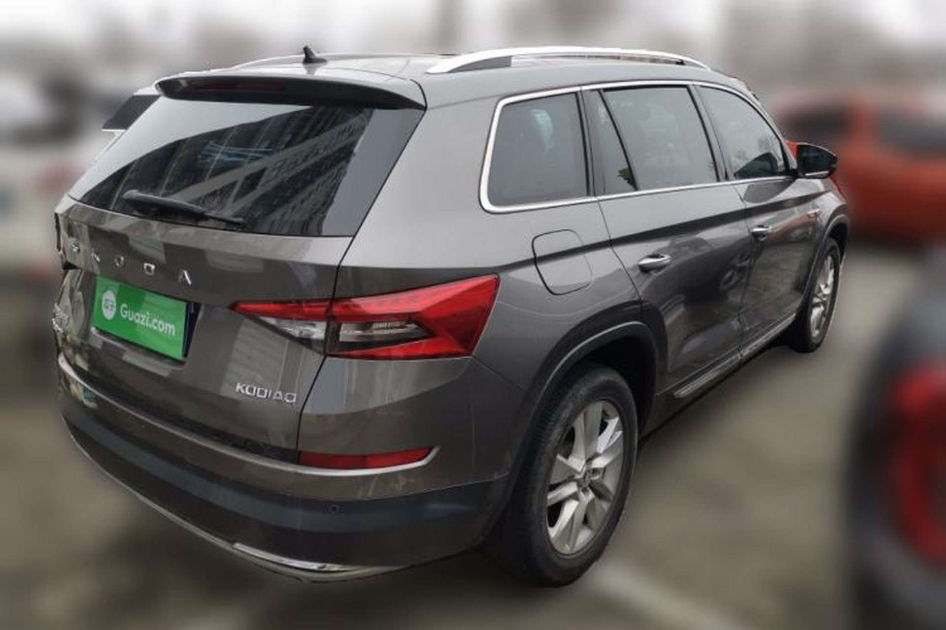 Used Skoda Kodiaq 2019 Facelifted TSI330 7-Seater Two-Wheel-Drive Luxury Enjoyment Edition China VI Standard Rear Right 45 Deg
