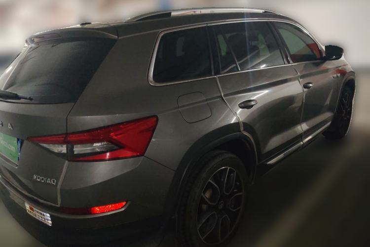 Used Skoda Kodiaq 2019 Facelifted TSI330 7-Seater Two-Wheel-Drive Luxury Enjoyment Edition China VI Standard Rear Right 45 Deg