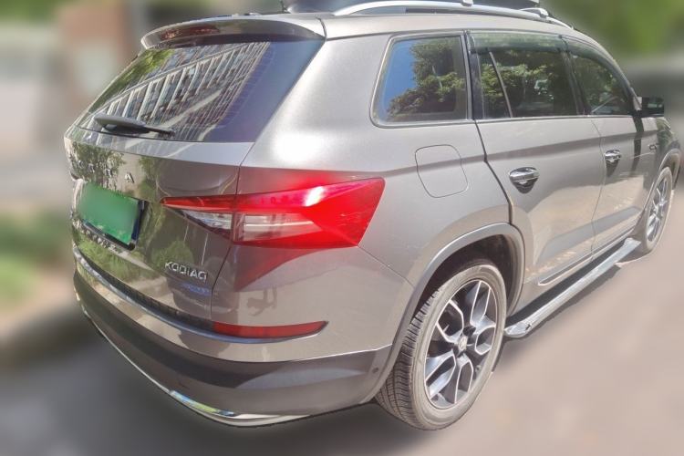 Used Skoda Kodiaq 2019 Facelifted TSI330 7-Seater Two-Wheel-Drive Luxury Enjoyment Edition China VI Standard Rear Right 45 Deg