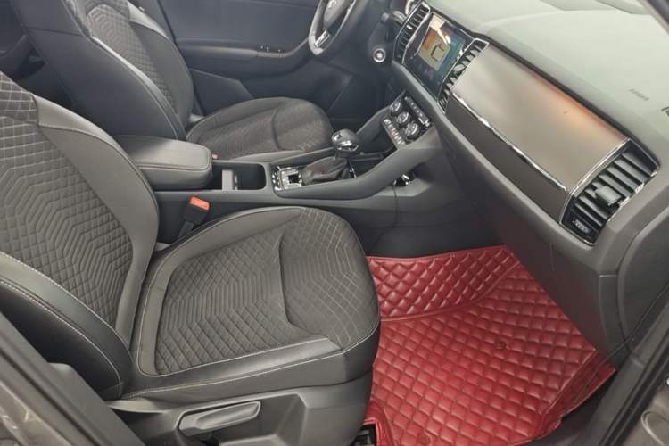 Used Skoda Kodiaq 2019 TSI330 7-Seater Two-Wheel-Drive Comfort Edition China V Standard Right Front Seat