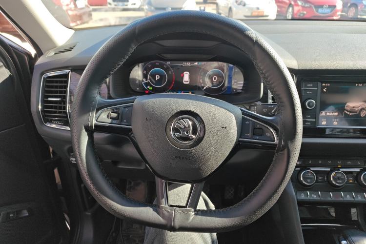 Used Skoda Kodiaq 2019 Facelifted TSI330 5-Seater Two-Wheel-Drive Luxury Enjoyment Edition China VI Standard Steering Wheel