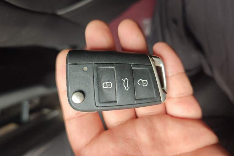 Used Skoda Kodiaq 2019 TSI330 7-Seater Two-Wheel-Drive Comfort Edition China V Standard Vehicle Key