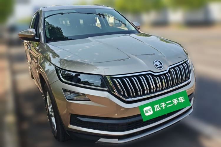 Used Skoda Kodiaq 2019 Facelifted TSI330 5-Seater Two-Wheel-Drive Luxury Enjoyment Edition China VI Standard Front Right 45 Deg