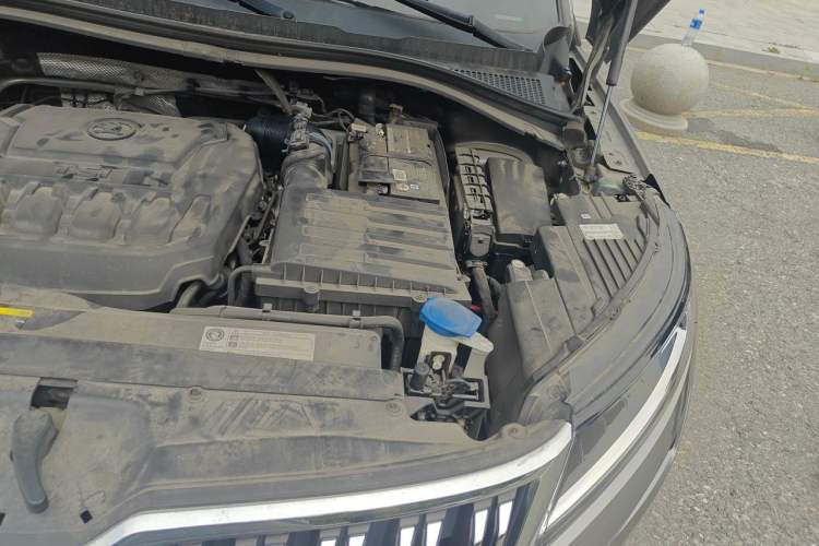 Used Skoda Kodiaq 2019 Facelifted TSI330 5-Seater Two-Wheel-Drive Luxury Enjoyment Edition China VI Standard Engine Bay Left