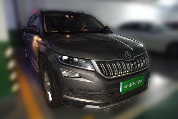 Used Skoda Kodiaq 2019 Facelifted TSI330 5-Seater Two-Wheel-Drive Luxury Enjoyment Edition China VI Standard Front Right 45 Deg