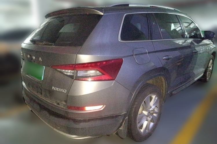 Used Skoda Kodiaq 2019 Facelifted TSI330 5-Seater Two-Wheel-Drive Luxury Enjoyment Edition China VI Standard Rear Right 45 Deg