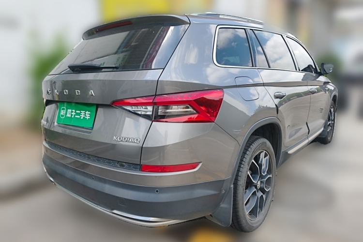 Used Skoda Kodiaq 2019 Facelifted TSI330 5-Seater Two-Wheel-Drive Luxury Enjoyment Edition China VI Standard Rear Right 45 Deg