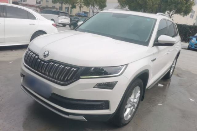 Used Skoda Kodiaq 2019 Facelifted TSI380 7-Seater All-Wheel-Drive Luxury Enjoyment Edition China VI Standard