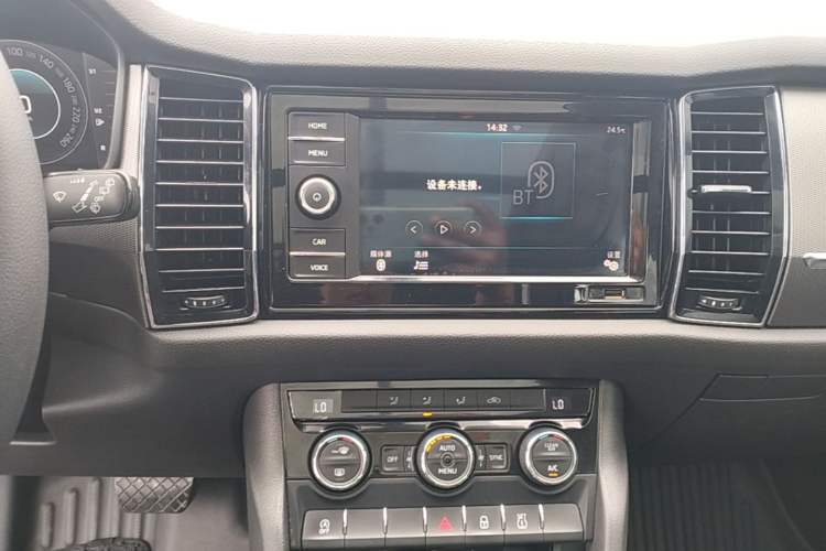 Used Skoda Kodiaq 2019 Restyled TSI330 7-Seater Two-Wheel Drive Comfort Edition China VI Standard Audio And AC Panel