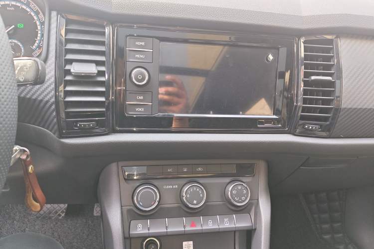 Used Skoda Kodiaq 2019 Restyled TSI330 5-Seater Two-Wheel Drive Standard Version China VI Audio And AC Panel