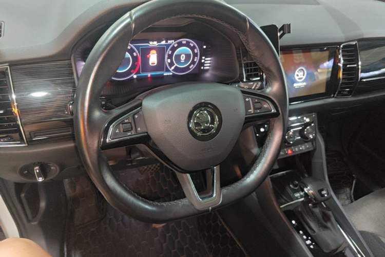 Used Skoda Kodiaq 2019 TSI330 5-Seat Two-Wheel Drive Luxury Enjoyment Edition China V Standard Center Console