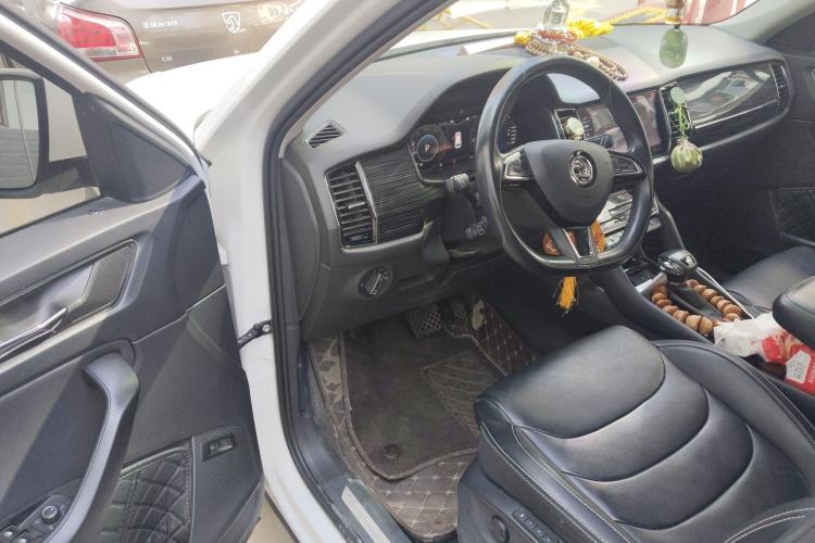 Used Skoda Kodiaq 2019 Facelifted TSI380 7-Seater All-Wheel-Drive Flagship Version China VI Standard Driver Seat